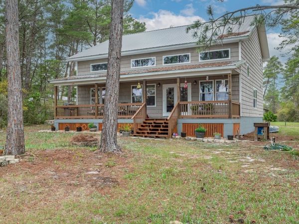 221 Folks Drive , Carrabelle, FL