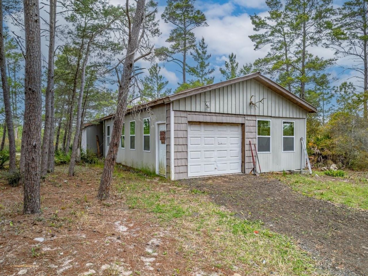 221 Folks Drive, Carrabelle, FL 00000 Photo