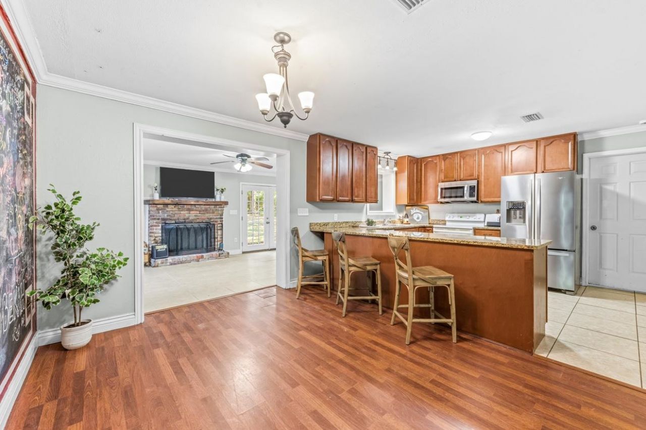 1900 Honeysuckle Drive, Tallahassee, FL 32304 Photo