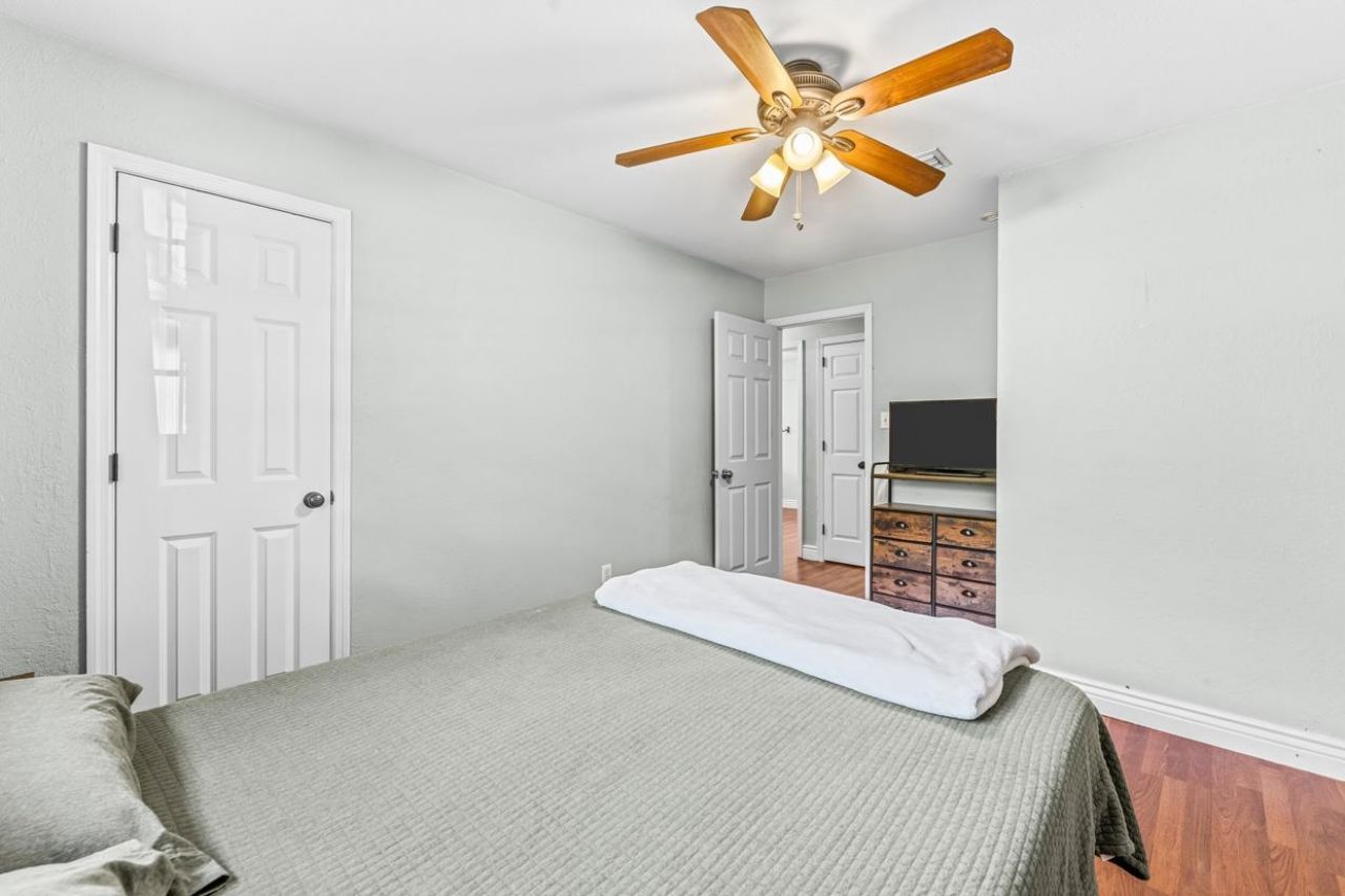 1900 Honeysuckle Drive, Tallahassee, FL 32304 Photo