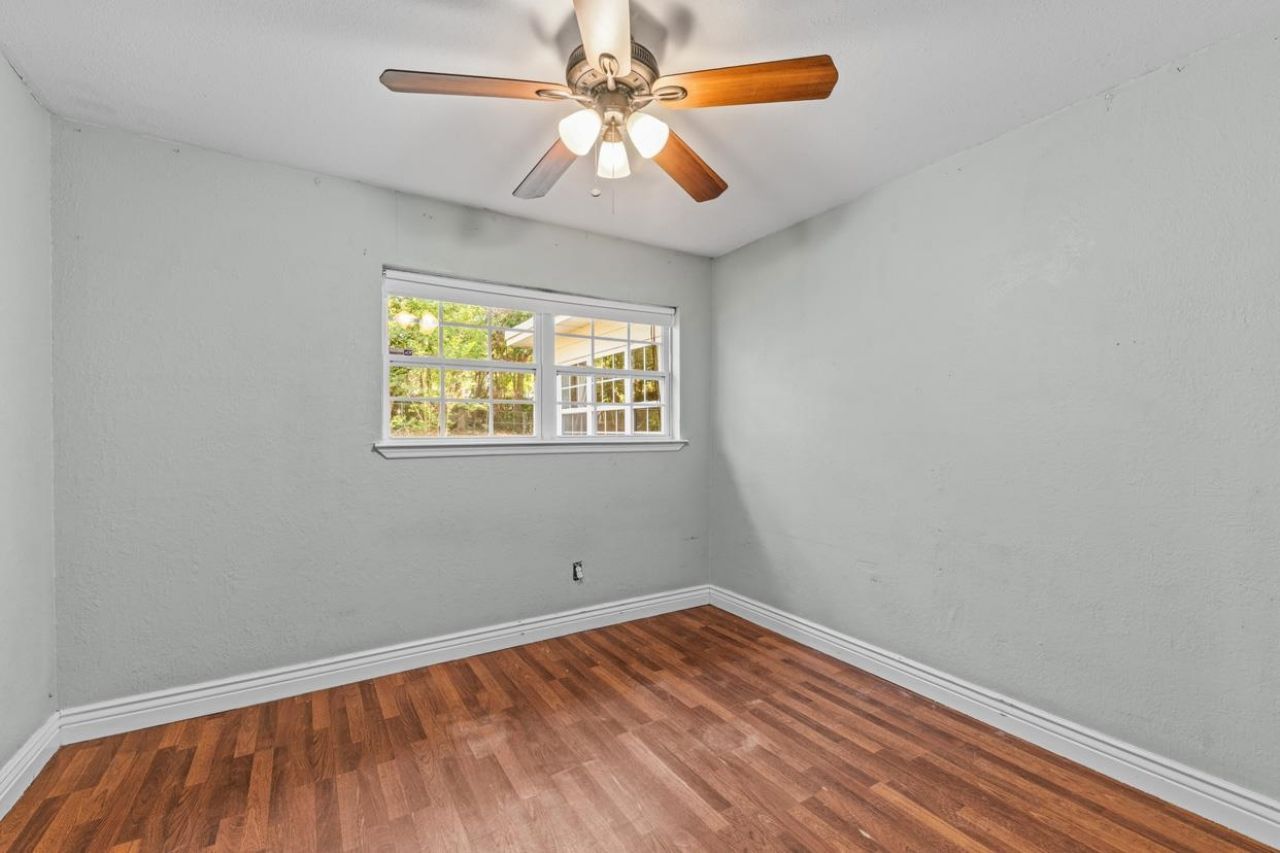 1900 Honeysuckle Drive, Tallahassee, FL 32304 Photo