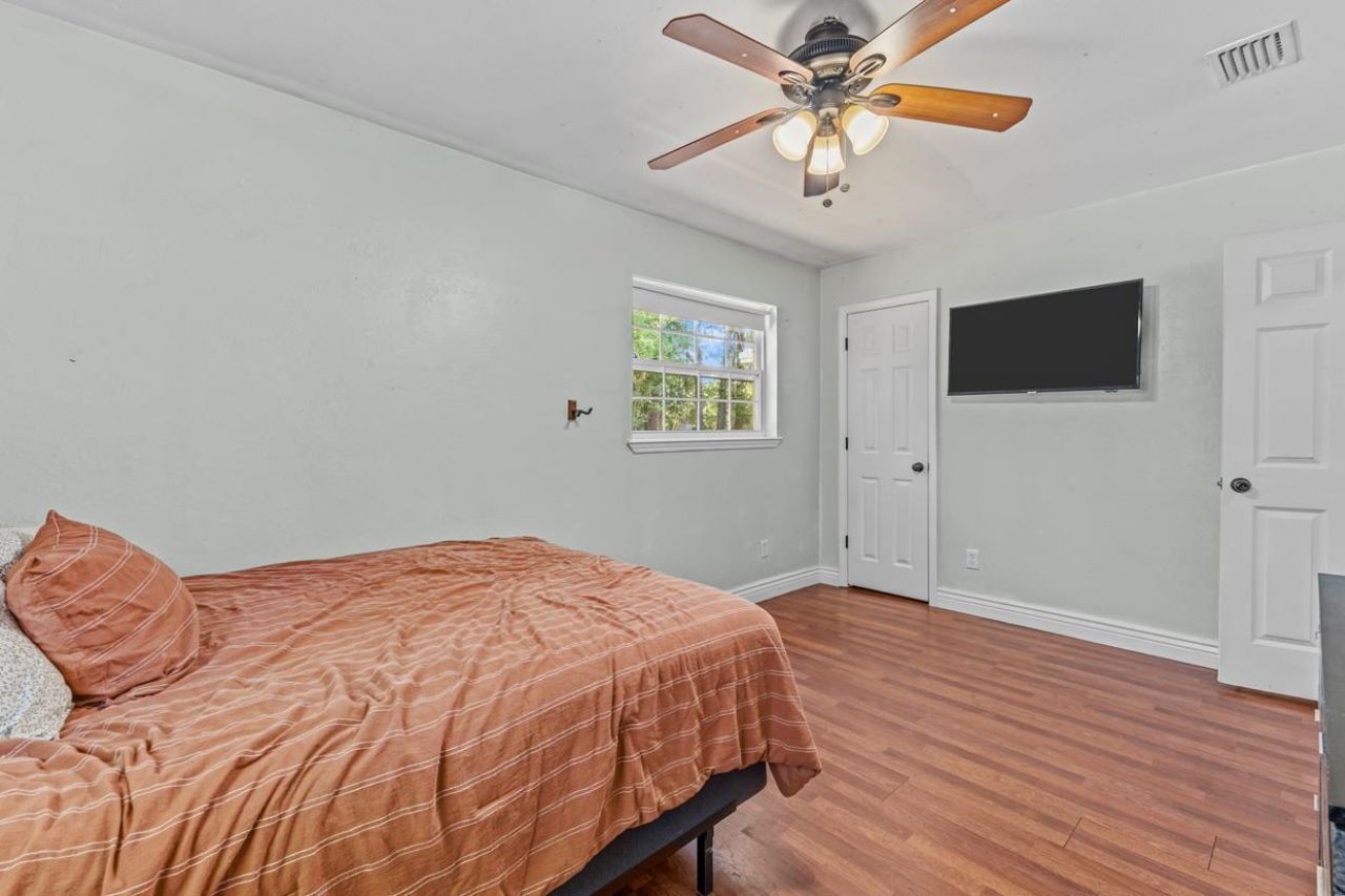 1900 Honeysuckle Drive, Tallahassee, FL 32304 Photo