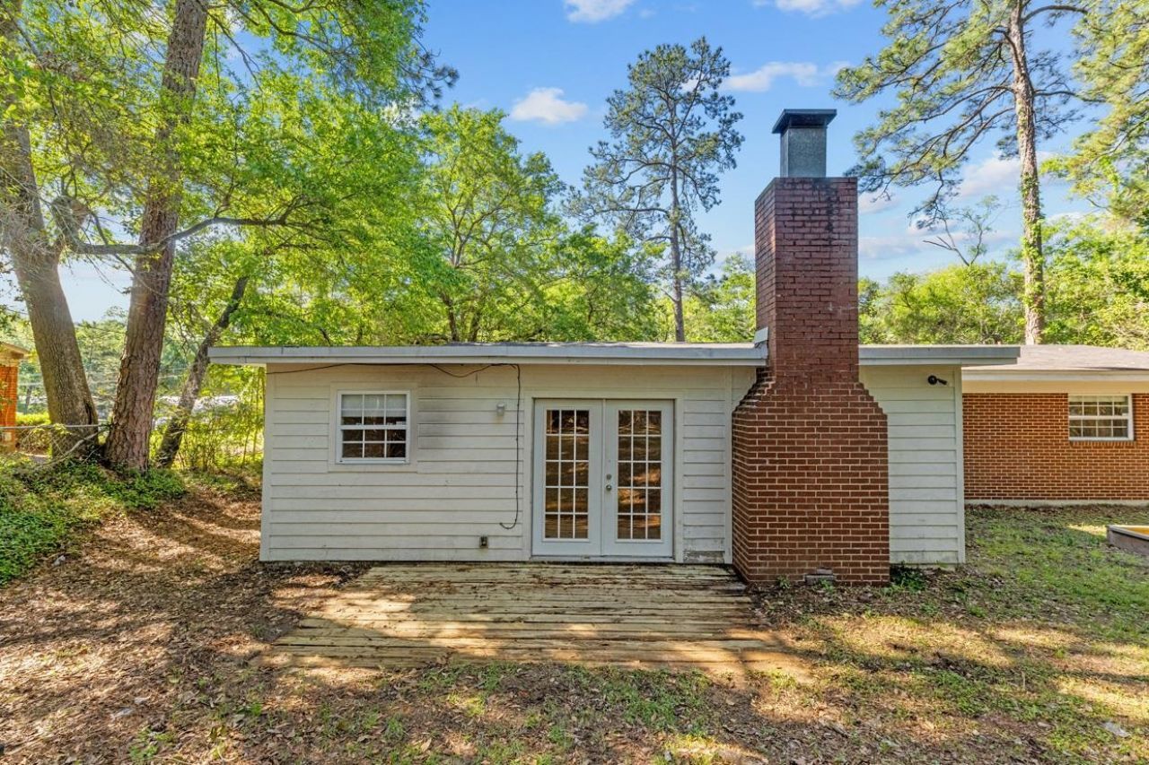 1900 Honeysuckle Drive, Tallahassee, FL 32304 Photo