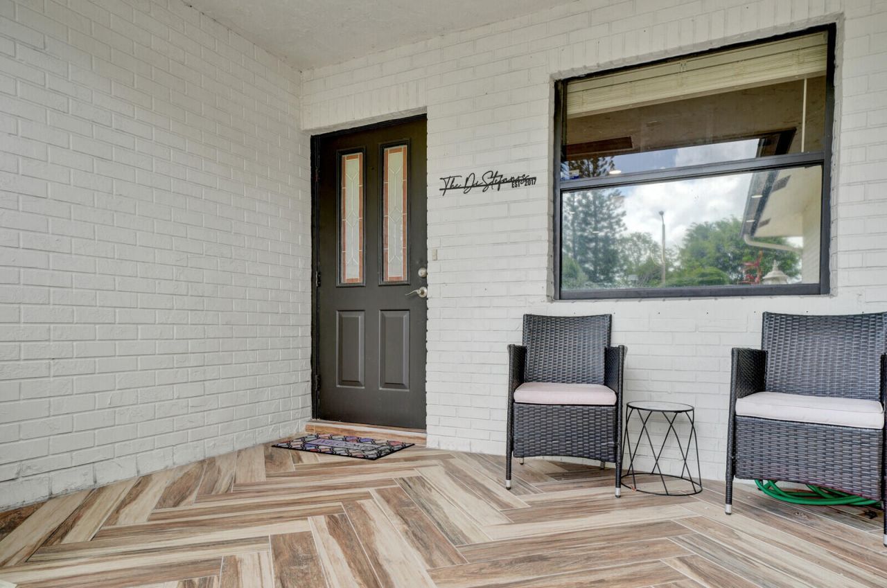 107 Segovia Avenue, Royal Palm Beach, FL 33411 Photo