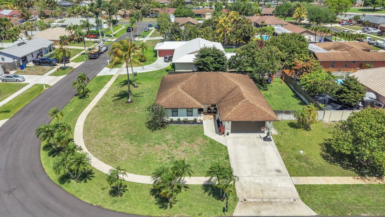 107 Segovia Avenue, Royal Palm Beach, FL 33411 Photo