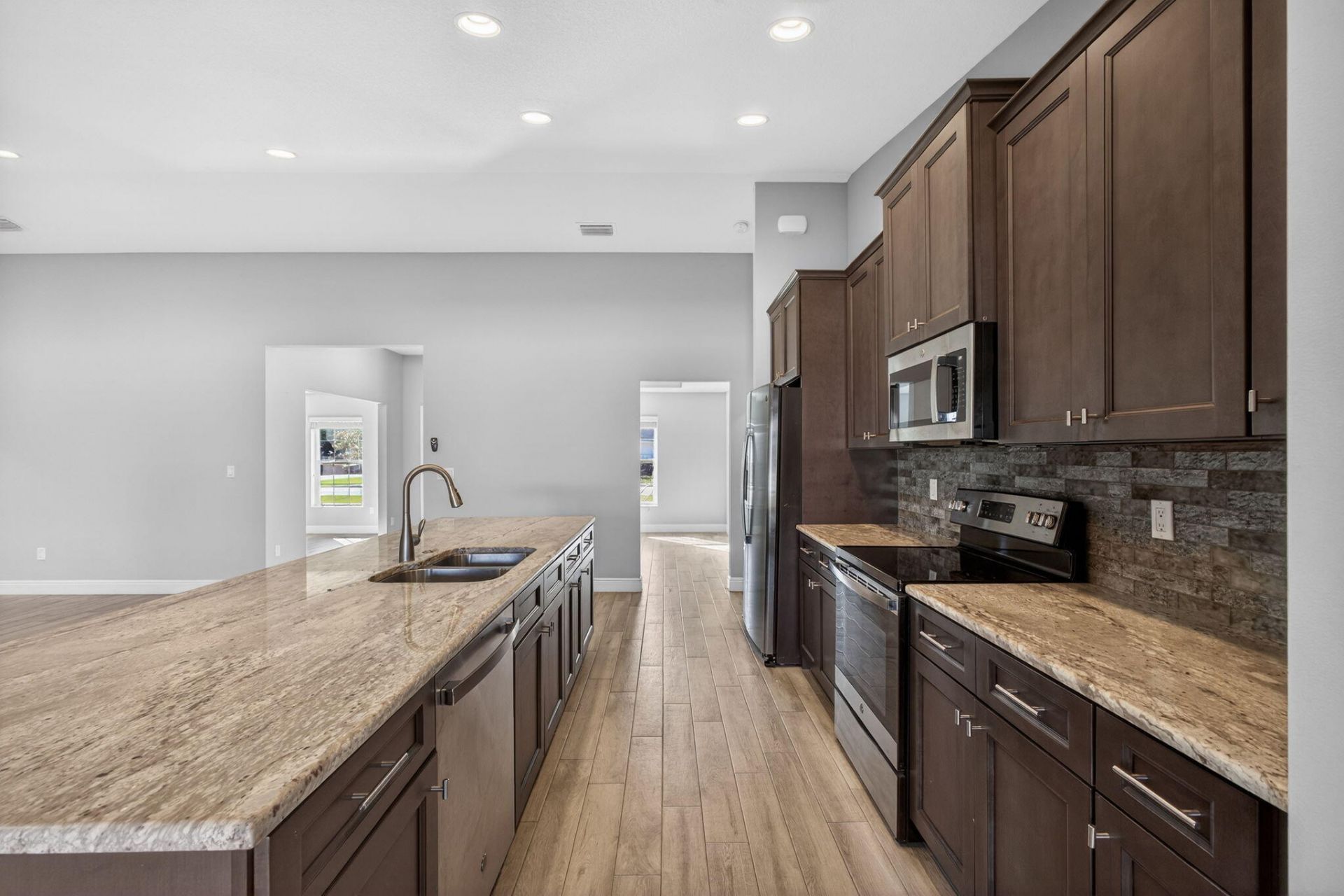 2501 SE Mariposa Avenue, Port Saint Lucie, FL 34952 Photo