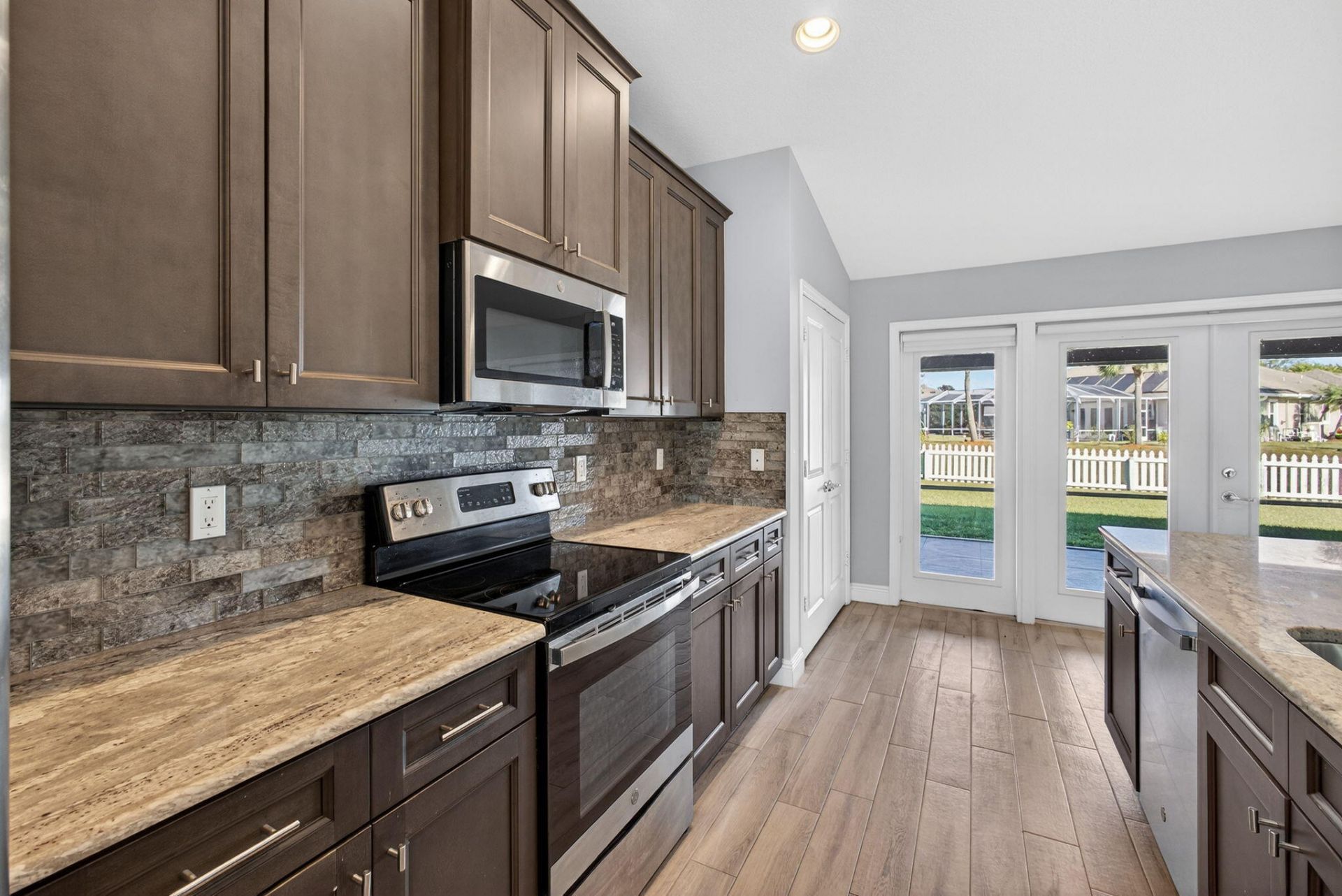 2501 SE Mariposa Avenue, Port Saint Lucie, FL 34952 Photo