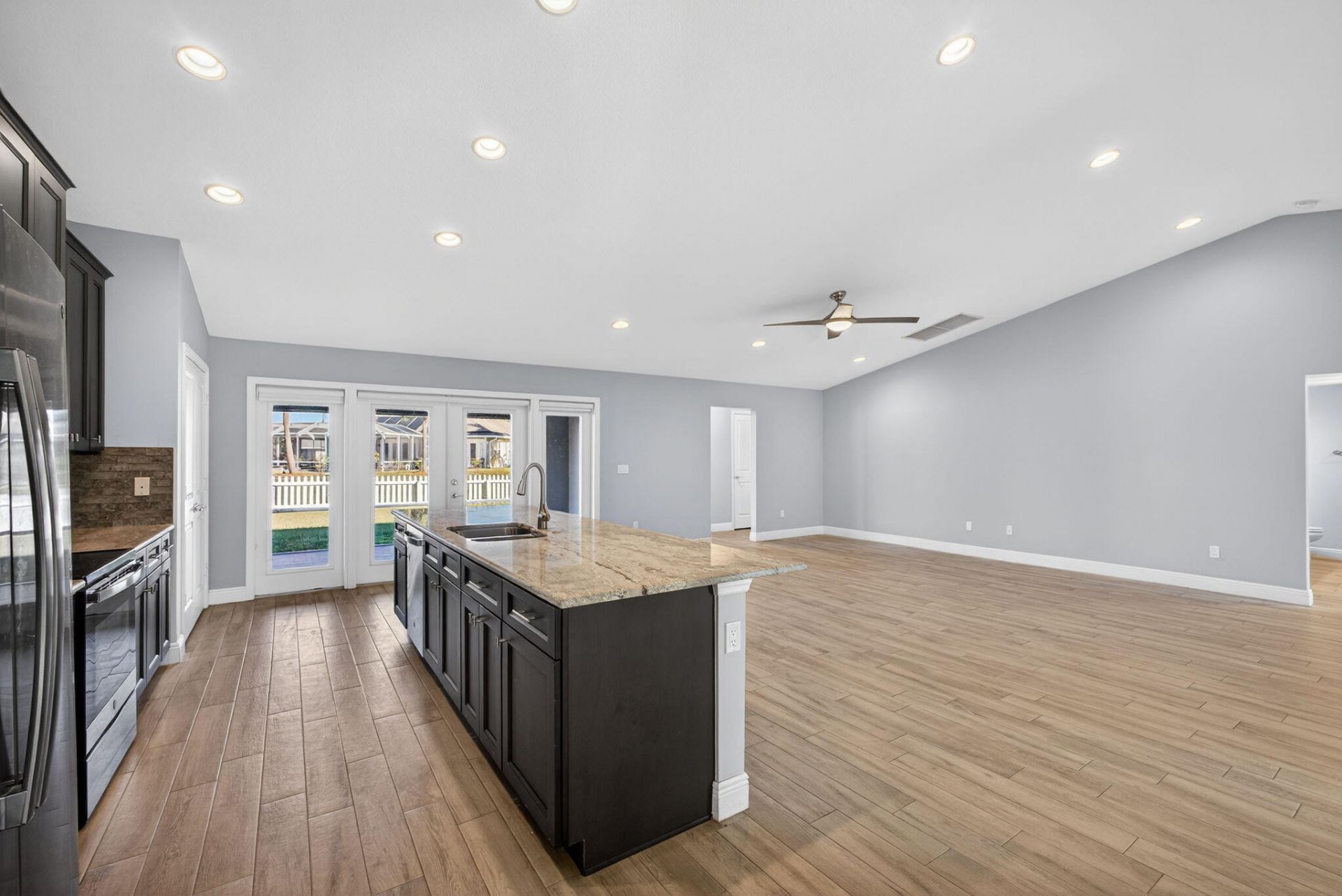 2501 SE Mariposa Avenue, Port Saint Lucie, FL 34952 Photo