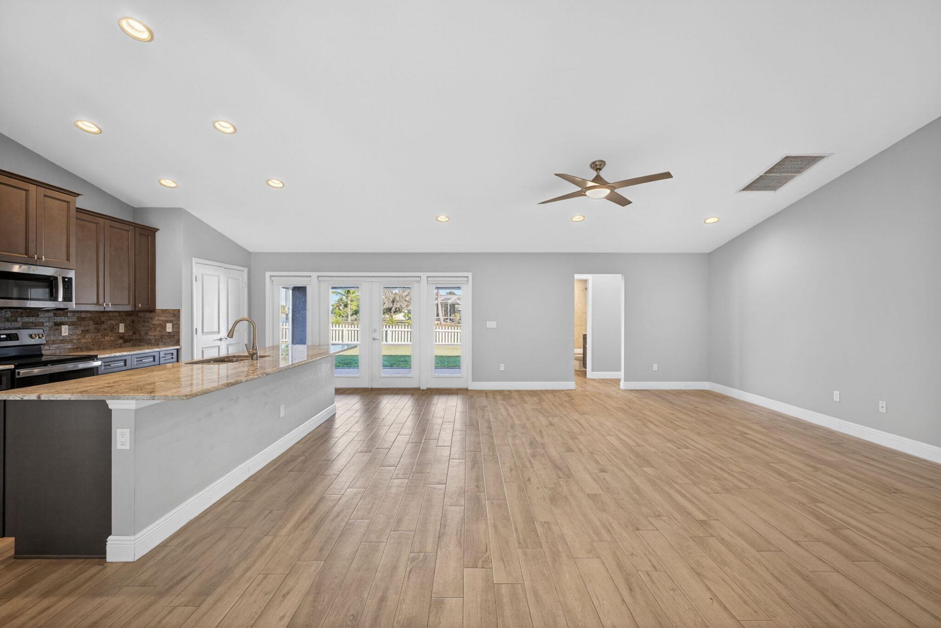 2501 SE Mariposa Avenue, Port Saint Lucie, FL 34952 Photo