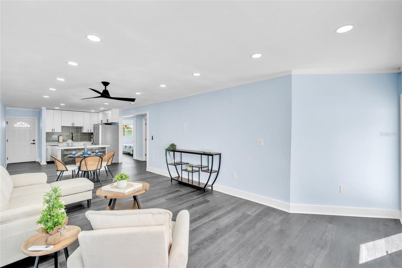 445 63rd Street , Holmes Beach, FL 34217 Photo