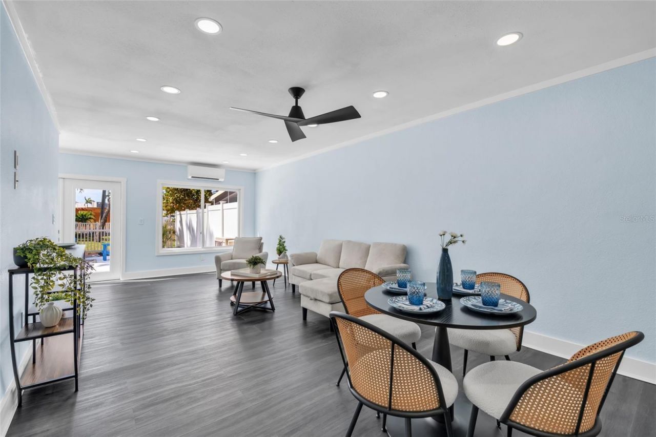 445 63rd Street , Holmes Beach, FL 34217 Photo