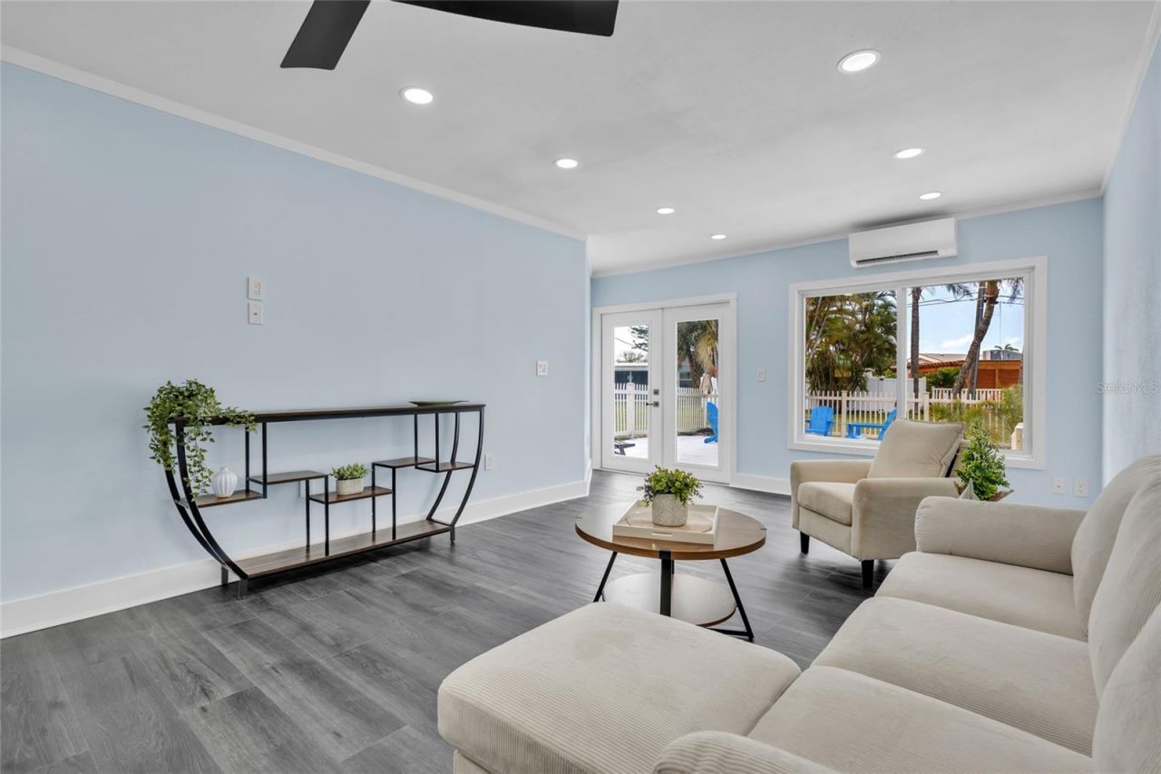 445 63rd Street , Holmes Beach, FL 34217 Photo