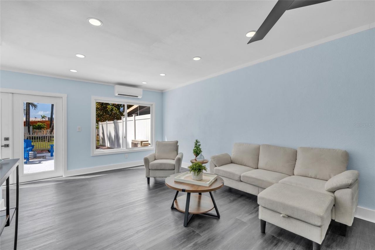 445 63rd Street , Holmes Beach, FL 34217 Photo