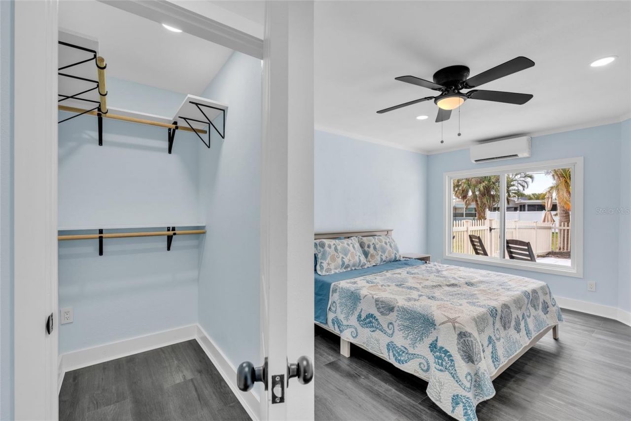 445 63rd Street , Holmes Beach, FL 34217 Photo