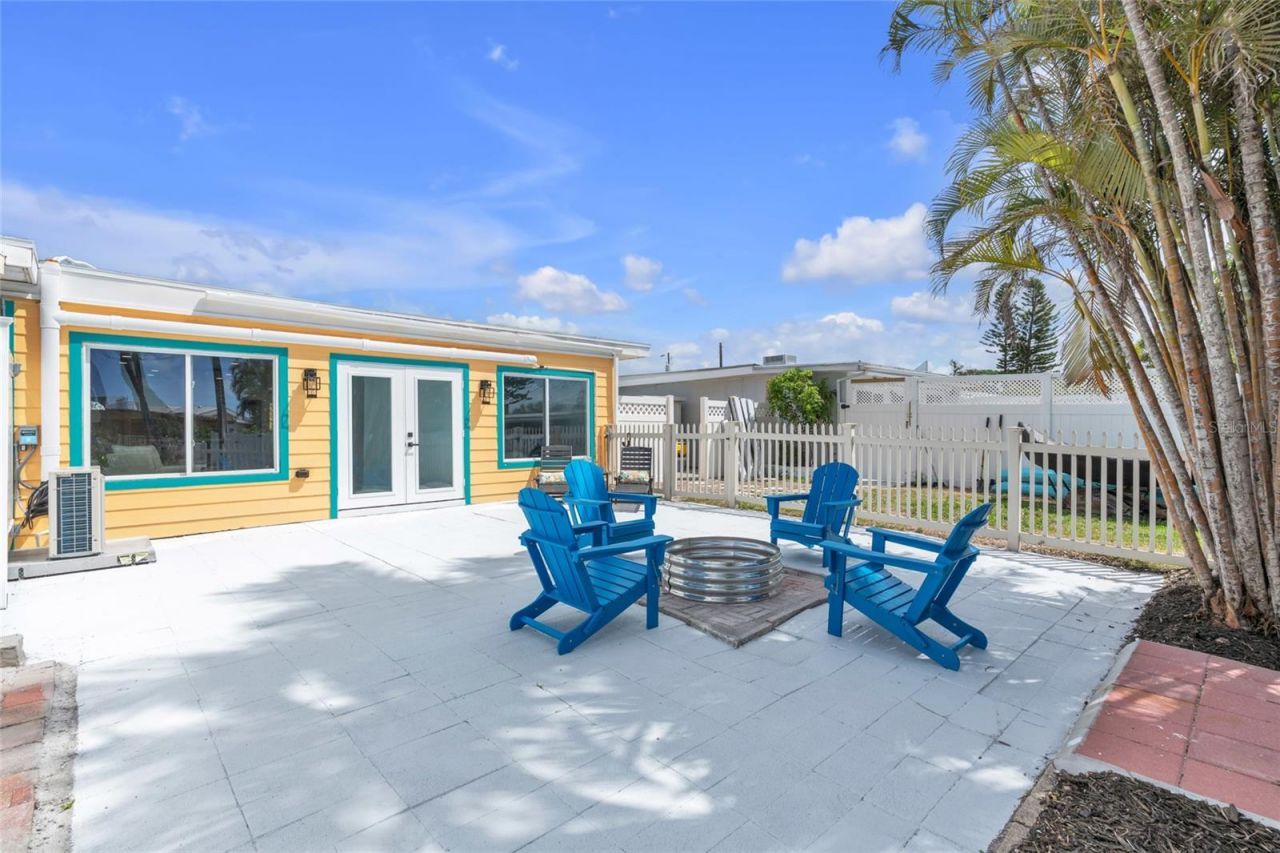 445 63rd Street , Holmes Beach, FL 34217 Photo