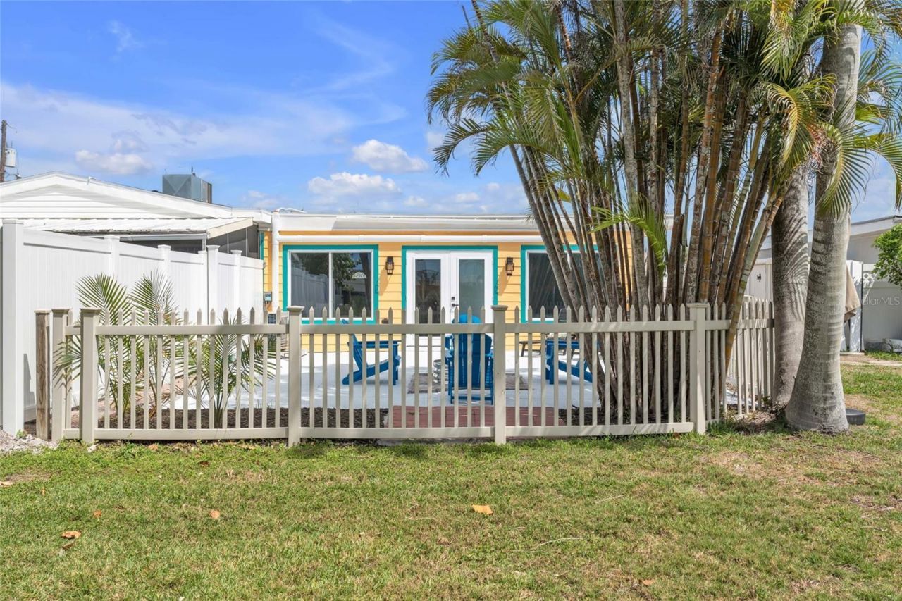 445 63rd Street , Holmes Beach, FL 34217 Photo