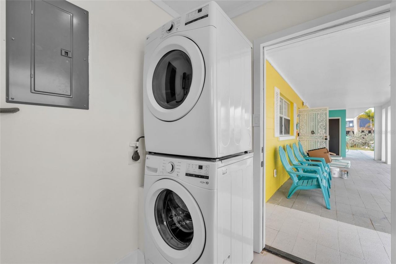 445 63rd Street , Holmes Beach, FL 34217 Photo