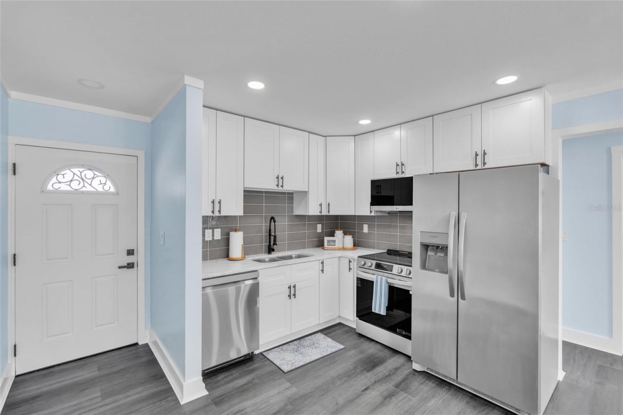 445 63rd Street , Holmes Beach, FL 34217 Photo