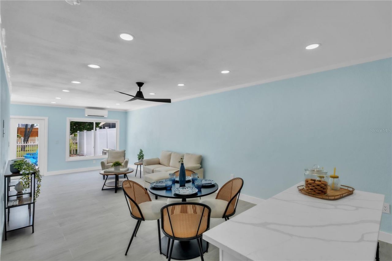 445 63rd Street, Holmes Beach, FL 34217 Photo