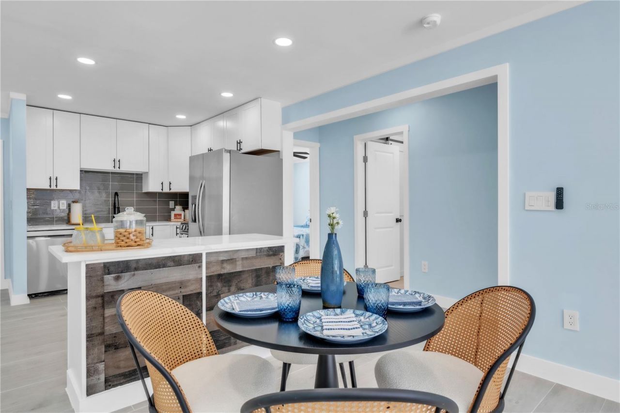 445 63rd Street, Holmes Beach, FL 34217 Photo