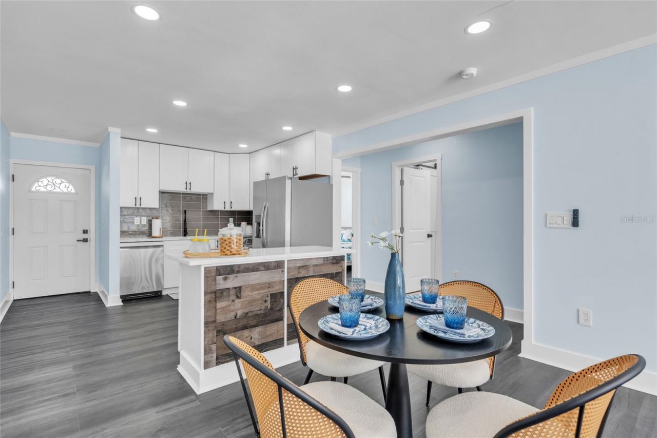 445 63rd Street , Holmes Beach, FL 34217 Photo