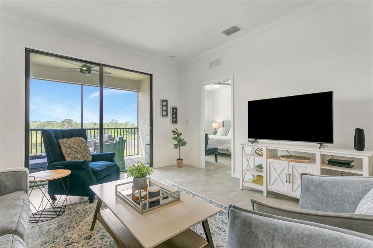 18028 Gawthrop Drive, Unit 403, Bradenton, FL 34211 Photo