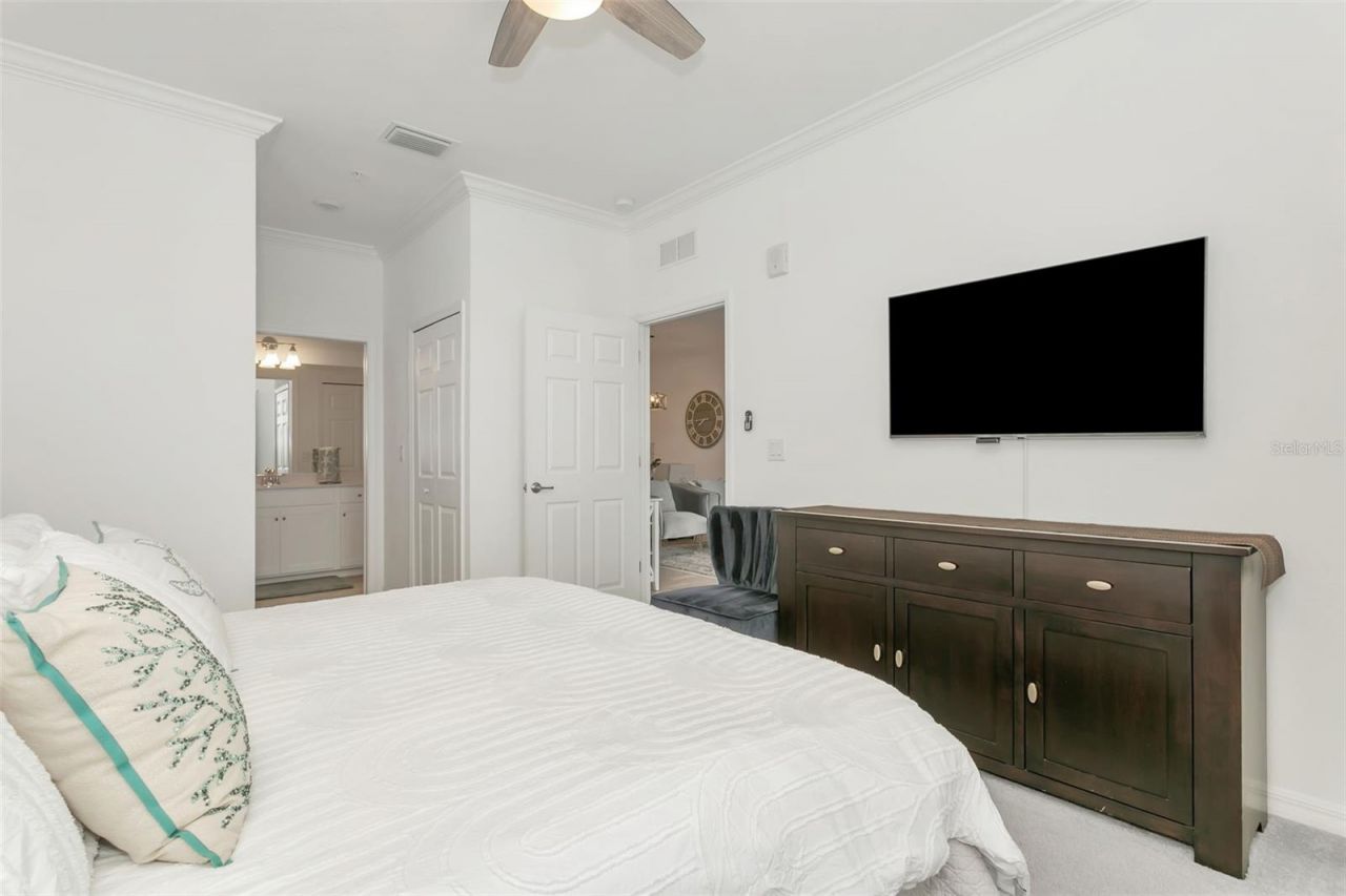 18028 Gawthrop Drive, Unit 403, Bradenton, FL 34211 Photo