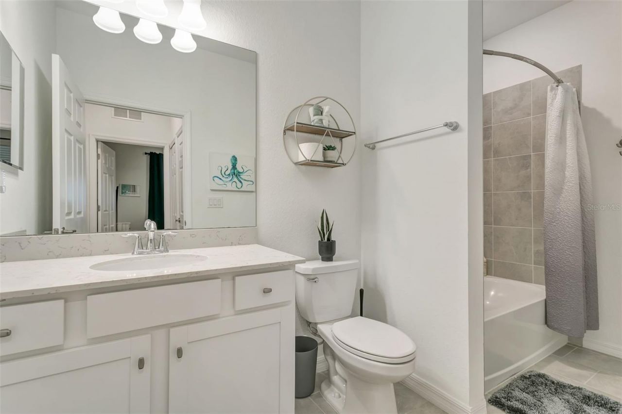 18028 Gawthrop Drive, Unit 403, Bradenton, FL 34211 Photo