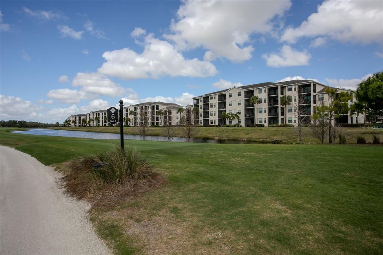 18028 Gawthrop Drive, Unit 403, Bradenton, FL 34211 Photo