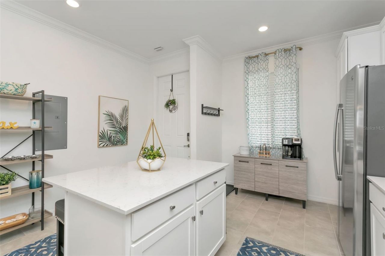 18028 Gawthrop Drive, Unit 403, Bradenton, FL 34211 Photo