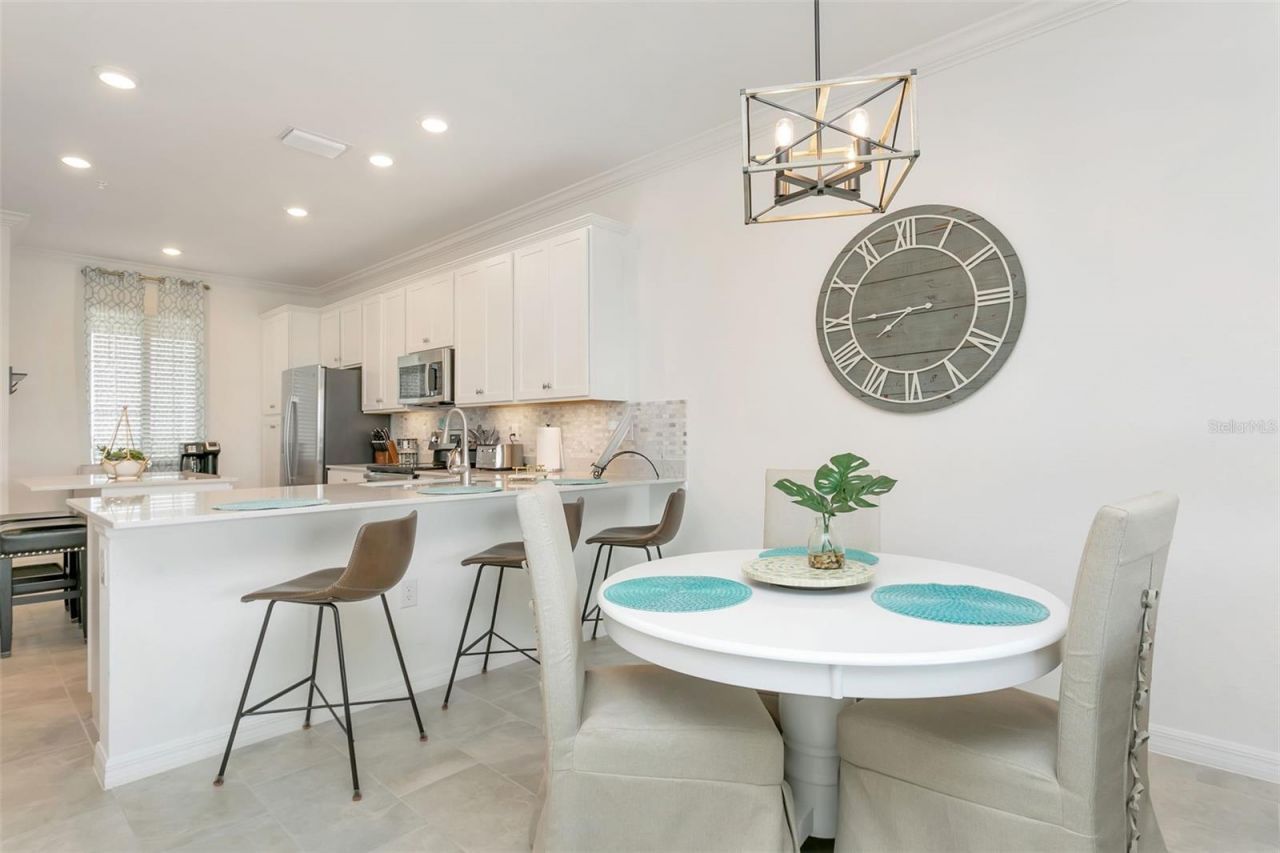 18028 Gawthrop Drive, Unit 403, Bradenton, FL 34211 Photo