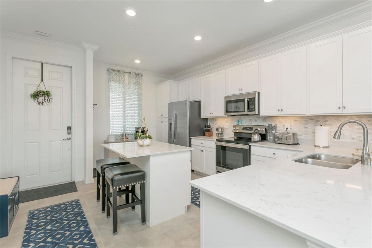 18028 Gawthrop Drive, Unit 403, Bradenton, FL 34211 Photo