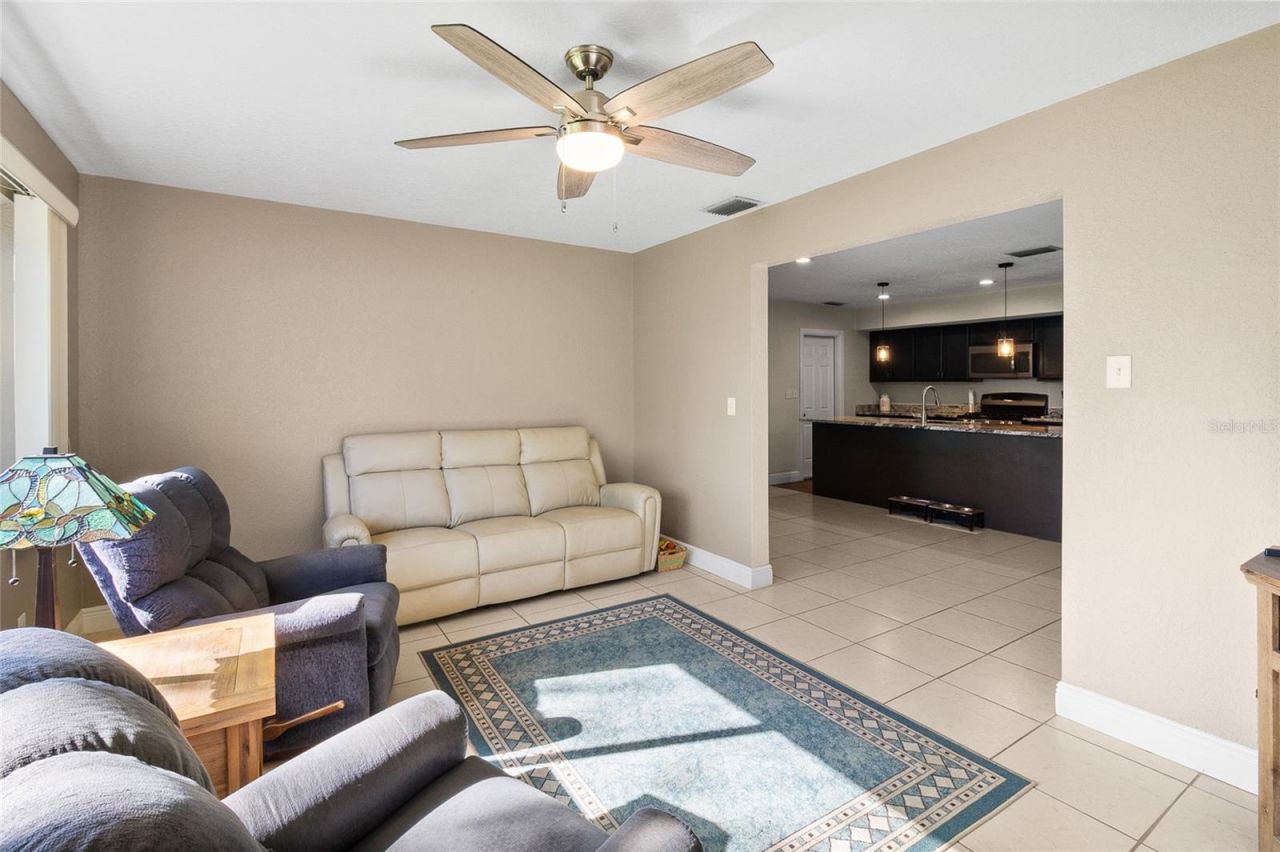 7001 18th Street N, Saint Petersburg, FL 33702 Photo