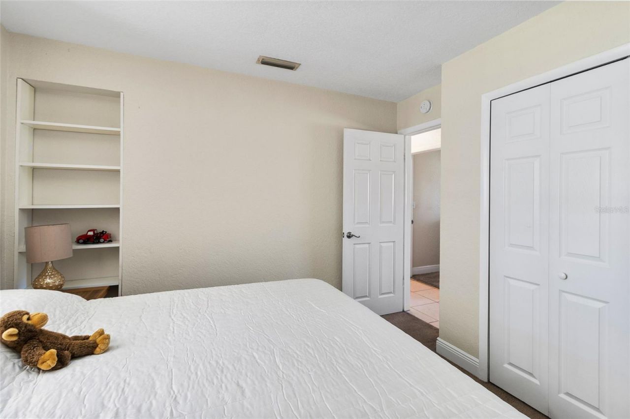 7001 18th Street N, Saint Petersburg, FL 33702 Photo