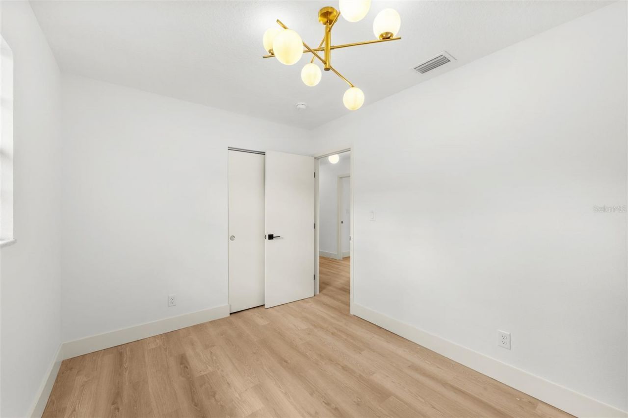 903 Lanewood Drive, Seffner, FL 33584 Photo