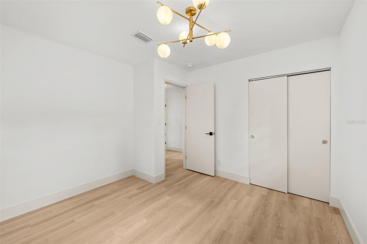 903 Lanewood Drive, Seffner, FL 33584 Photo