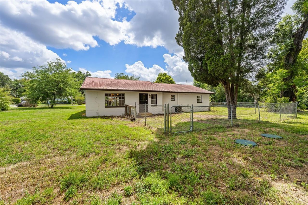 903 Lanewood Drive, Seffner, FL 33584 Photo