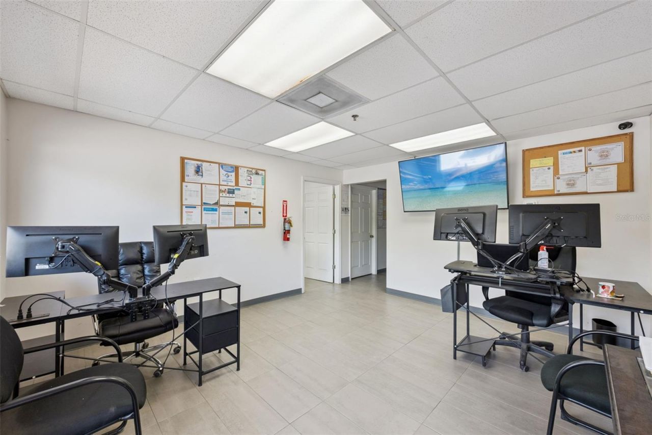 10235 General Drive, Unit 8, Orlando, FL 32824 Photo