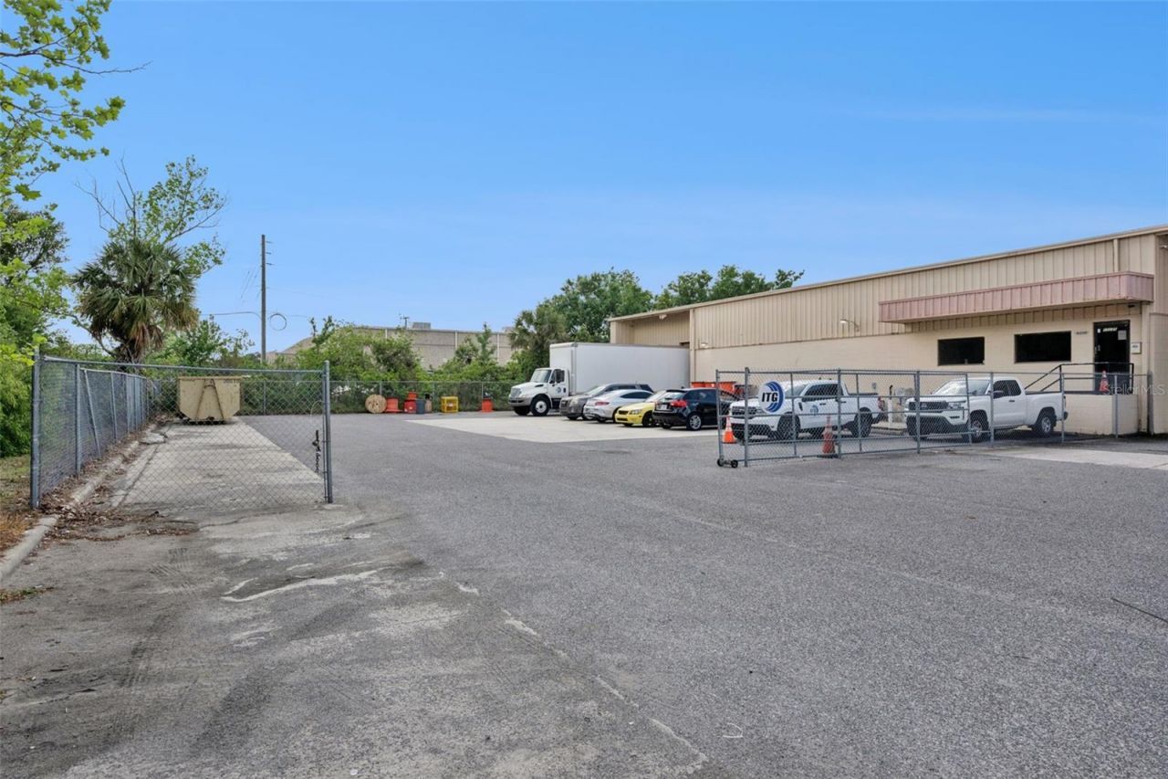 10235 General Drive, Unit 8, Orlando, FL 32824 Photo