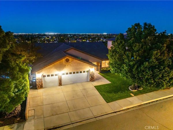 4141 Grandview Drive, Palmdale, CA 93551
