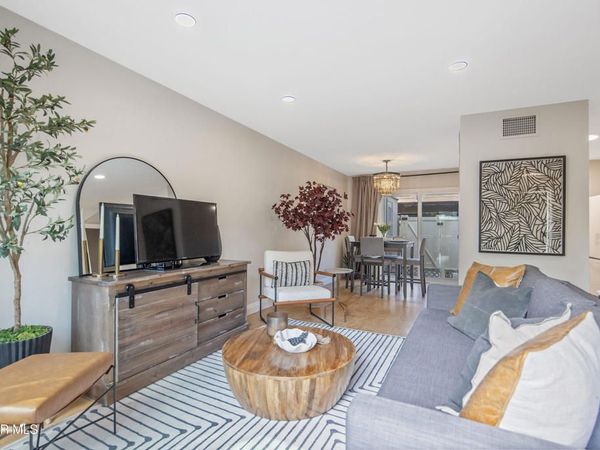 Agoura Hills, CA 91301