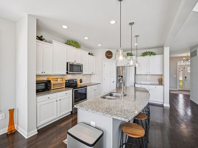 1370 Woodline Drive , Marysville, OH 43040 Photo 11