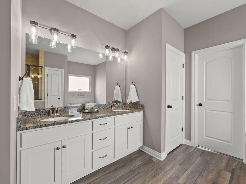 15070 Home Court, Ashville, OH 43103 Photo 22