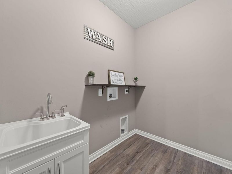 15070 Home Court, Ashville, OH 43103 Photo 27