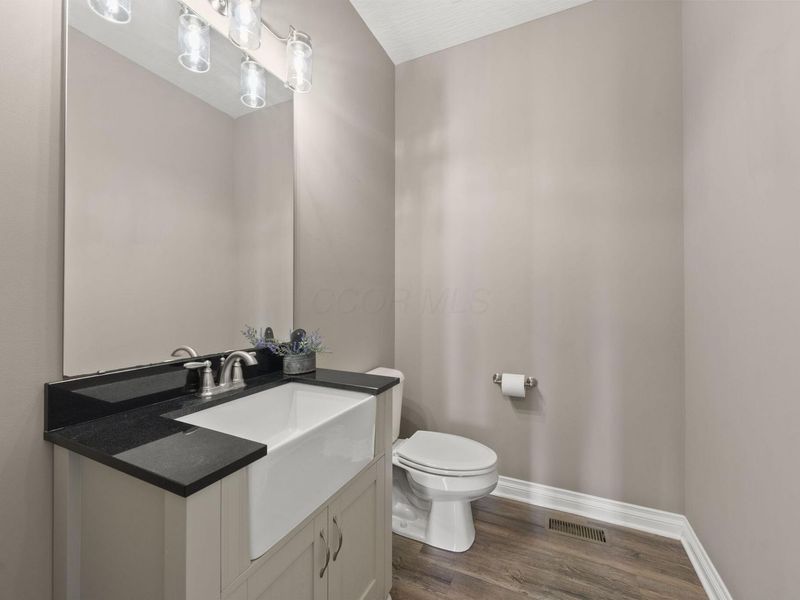 15070 Home Court, Ashville, OH 43103 Photo 28