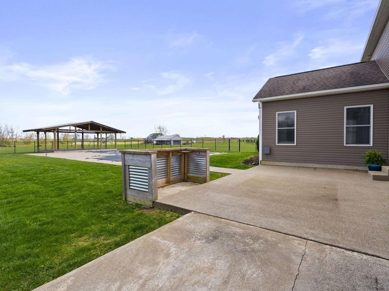 15070 Home Court, Ashville, OH 43103 Photo 53