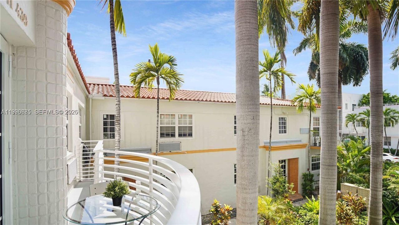 439 15th St, Unit 14, Miami Beach, FL 33139 Photo