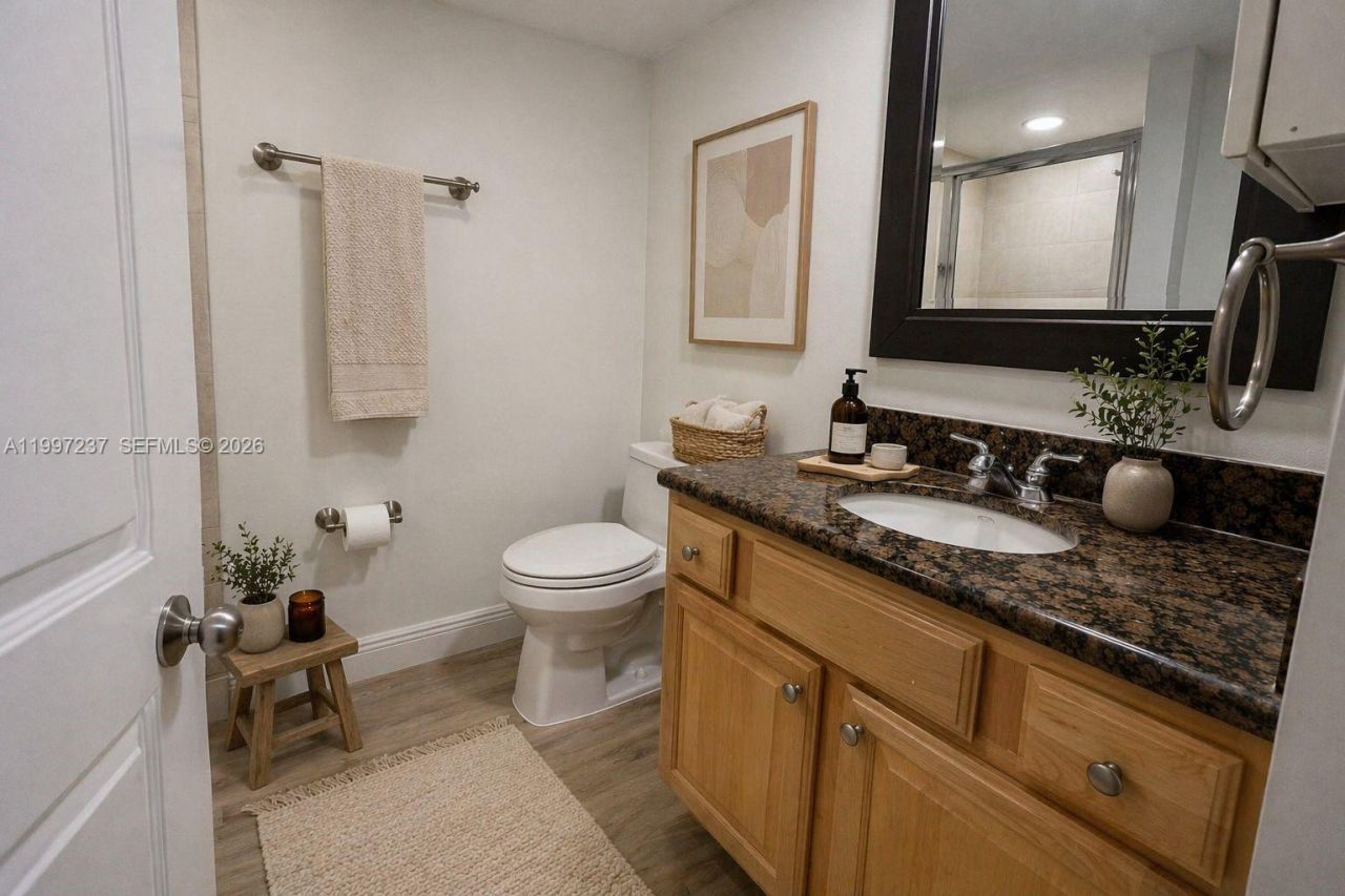 5600 Collins Ave, Unit 16N, Miami Beach, FL 33140 Photo