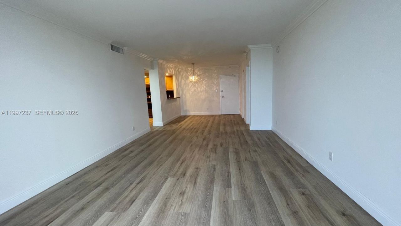 5600 Collins Ave, Unit 16N, Miami Beach, FL 33140 Photo