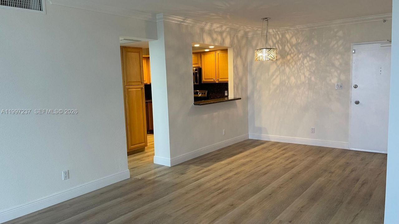 5600 Collins Ave, Unit 16N, Miami Beach, FL 33140 Photo